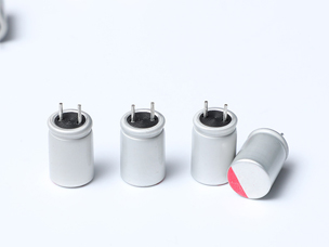 固态高分子直插成人午夜网站560UF